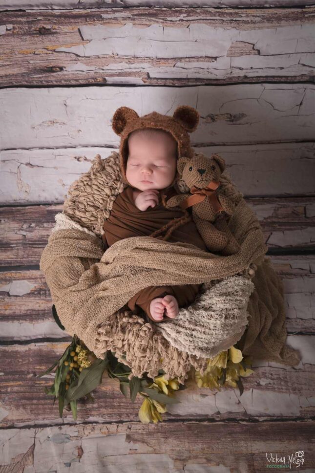 Reportajes de fotografía de recién nacido en valladolid newborn