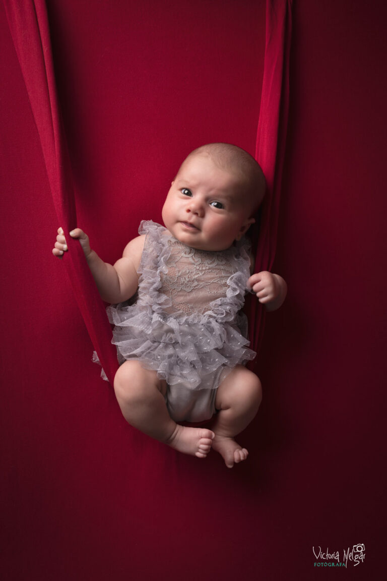 Reportajes de fotografía de recién nacido en valladolid newborn