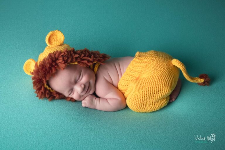 Reportajes de fotografía de recién nacido en valladolid newborn