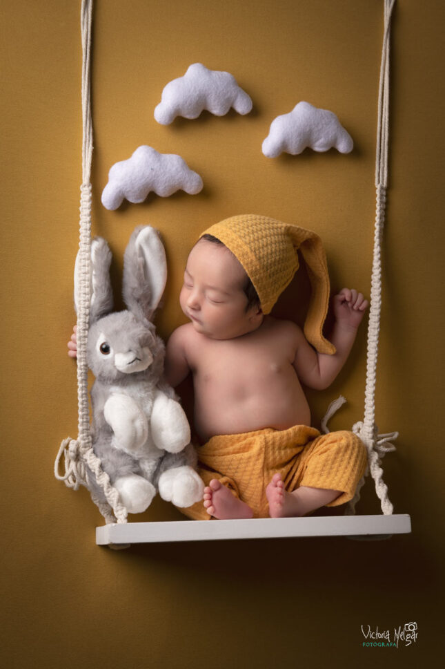 Reportajes de fotografía de recién nacido en valladolid newborn