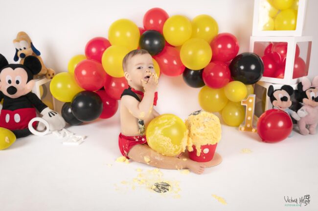 Reportajes de fotografía infantiles de bebe y nino en valladolid smashcake