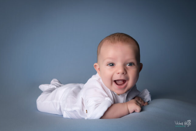 Reportajes de fotografía infantiles de bebe y nino en valladolid