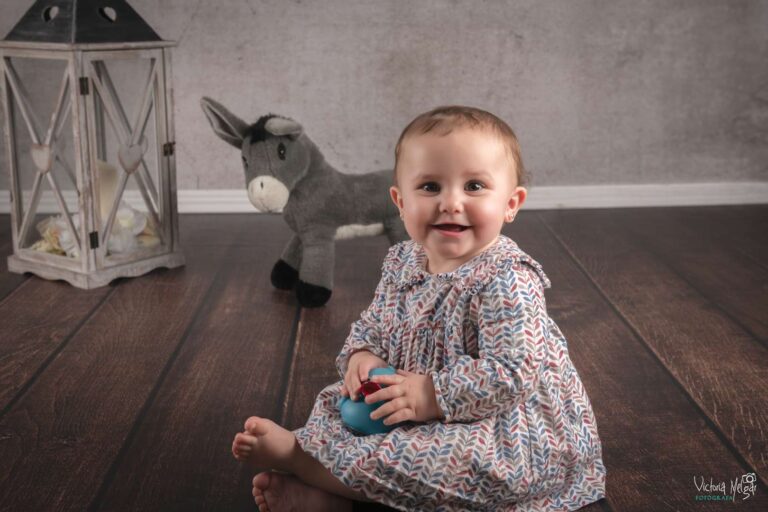 bebe y nino victoria melgar fotografía en valladolid Reportajes de fotografía infantiles de bebe y nino en valladolid