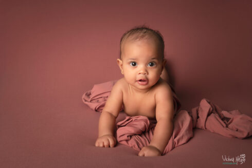 Reportajes fotográficos infantiles de bebés y niños en valladolid